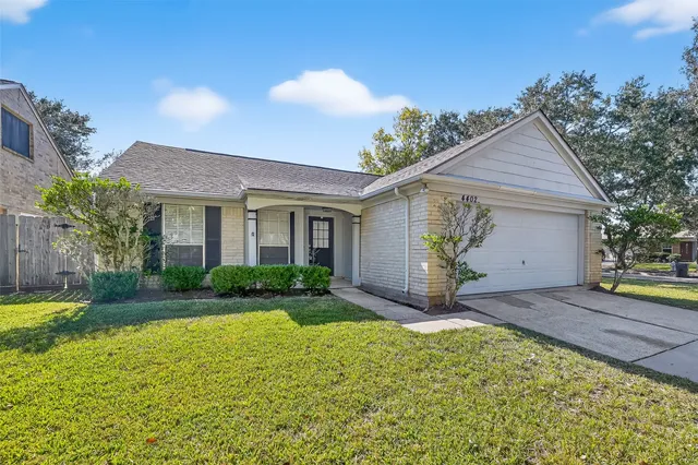 $1,750 | 4402 Misty Mill, Sugar Land, TX 77479