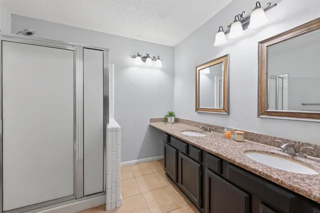 $1,750 | 4402 Misty Mill, Sugar Land, TX 77479