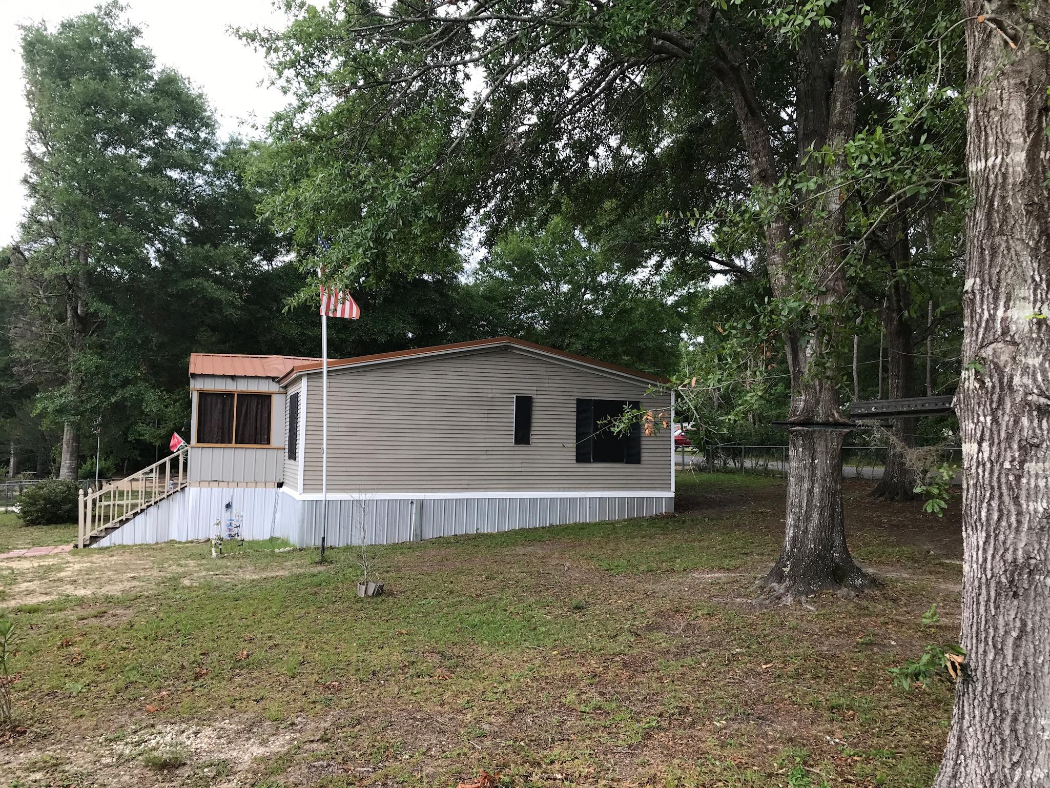 175 Blue Gill Loop DeFuniak Springs, FL 32433 - Photo 3 of 21 Gallery Image 3