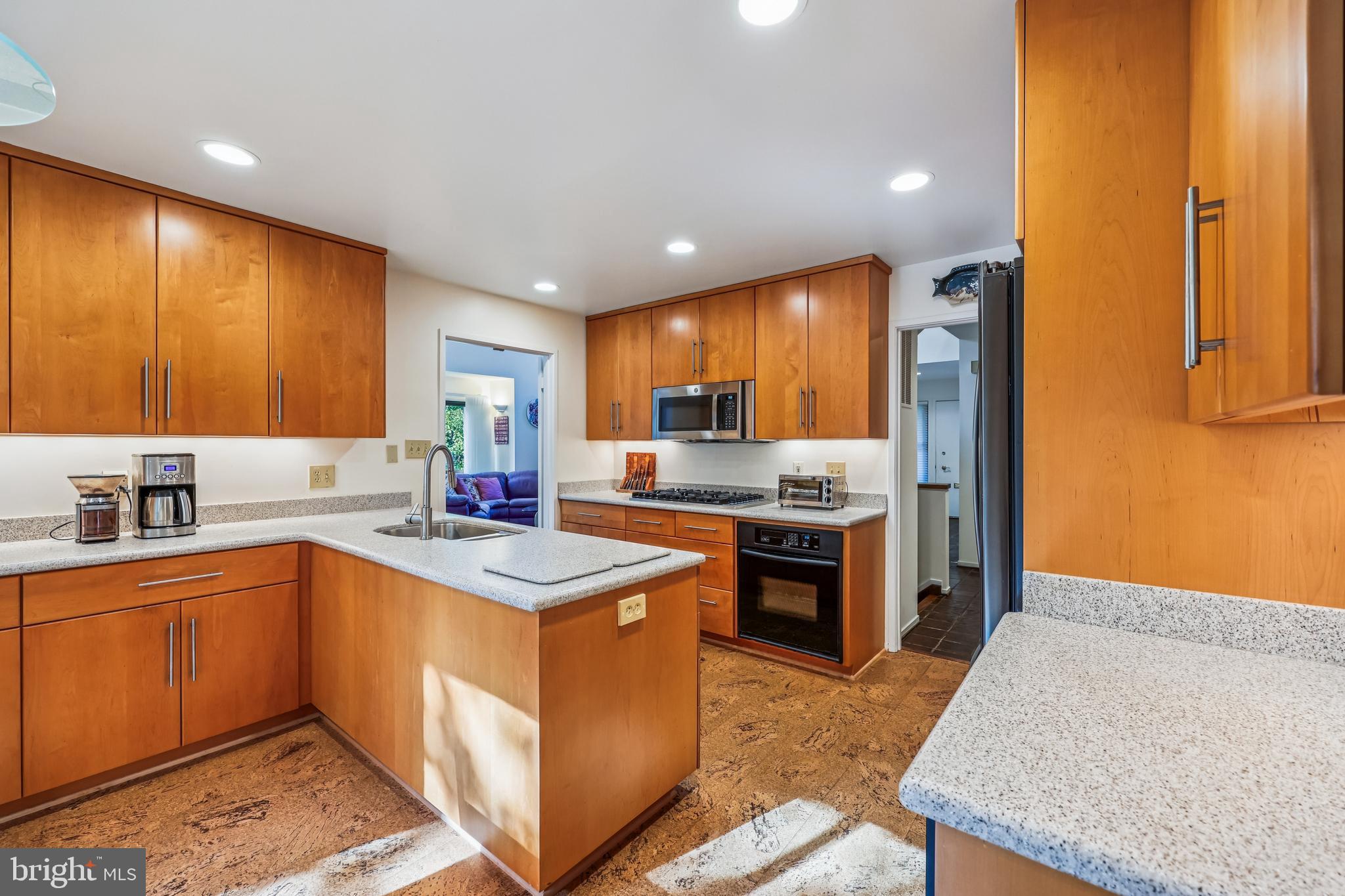 9305 Friars Road Bethesda, MD 20817 - Photo 15 of 37 Gallery Image 15