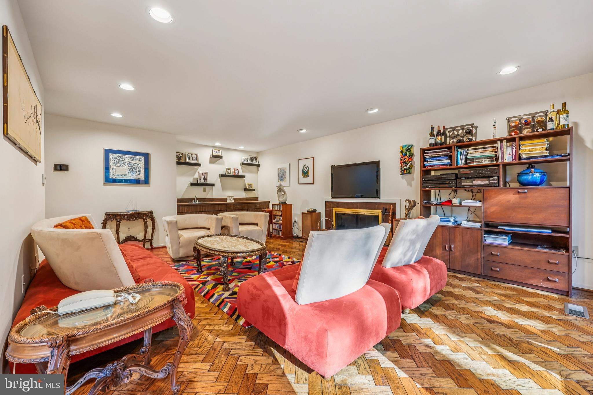 9305 Friars Road Bethesda, MD 20817 - Photo 18 of 37 Gallery Image 18