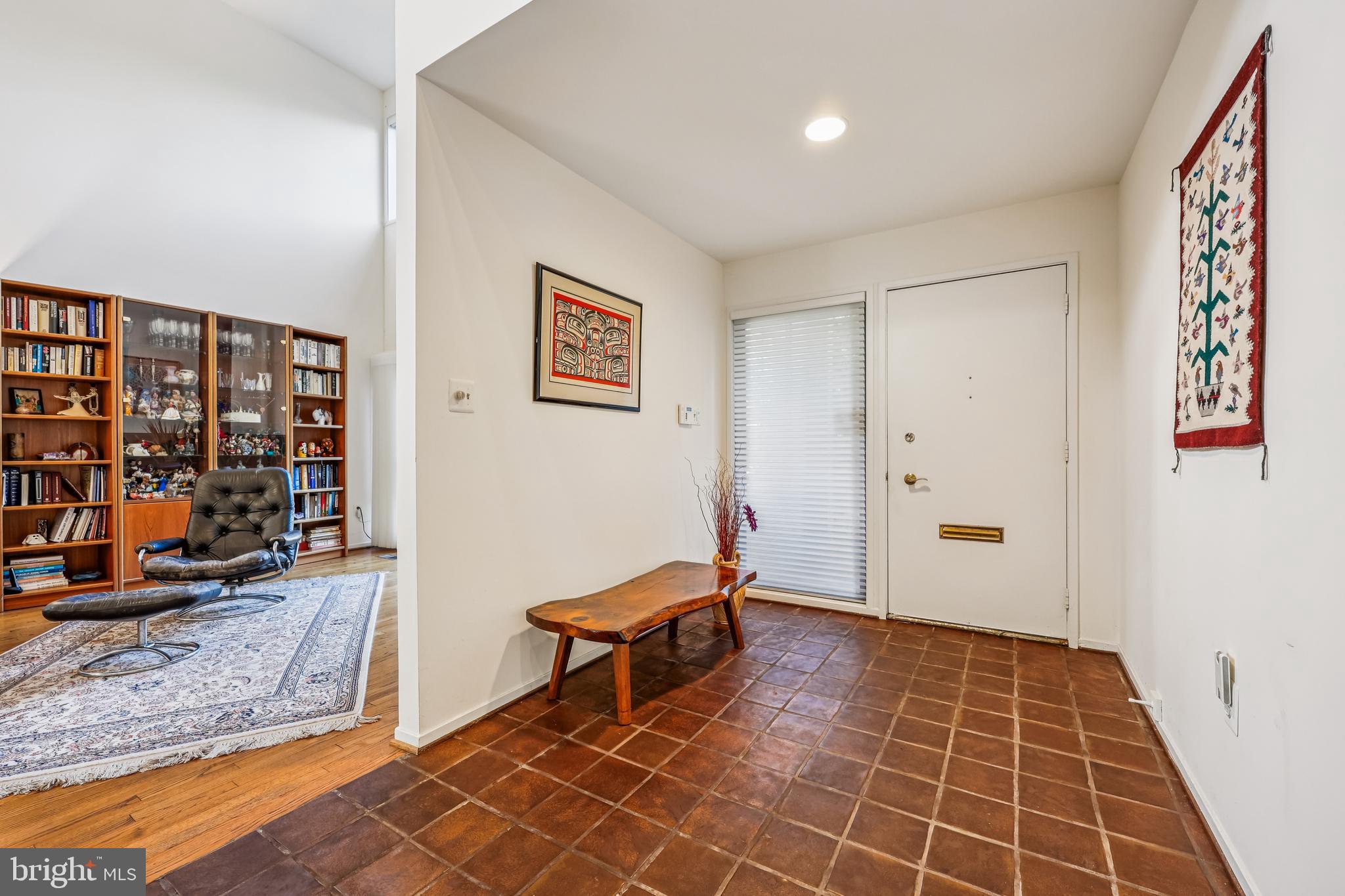 9305 Friars Road Bethesda, MD 20817 - Photo 5 of 37 Gallery Image 5