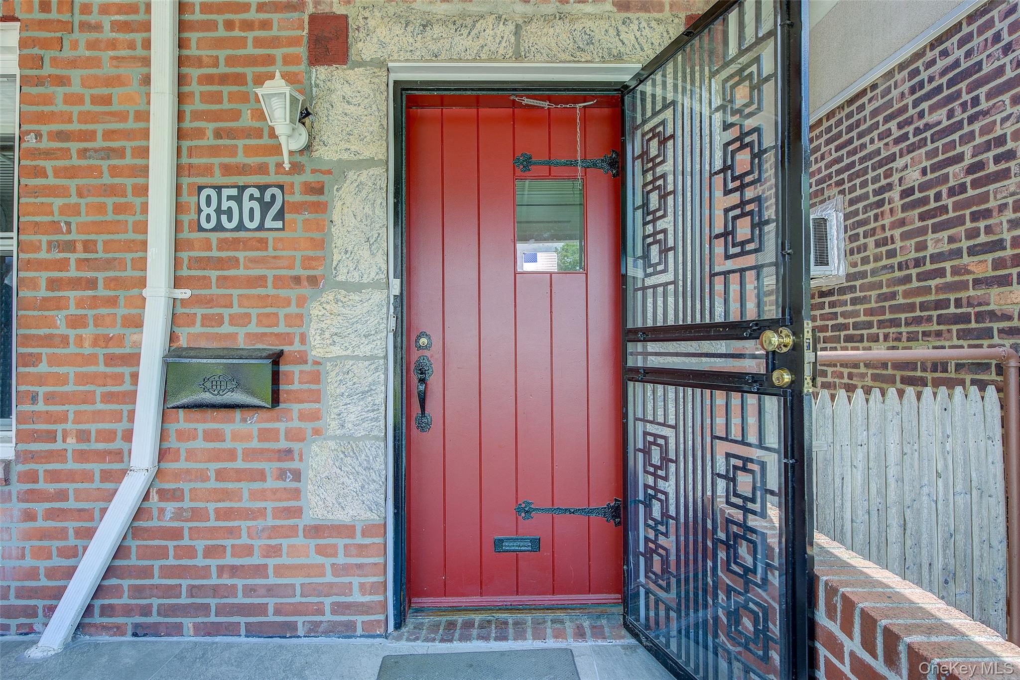 85-62 66th Road Queens, NY 11374 - Photo 7 of 43