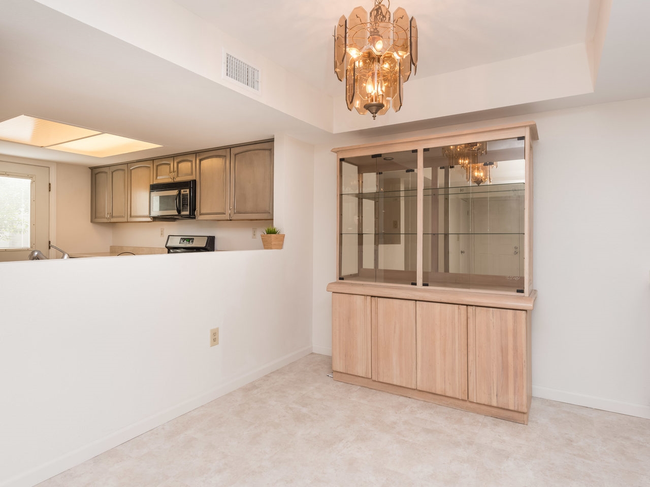 8722 Spring Canyon Drive Spring Valley, CA 91977 - Photo 10 of 23 Gallery Image 10
