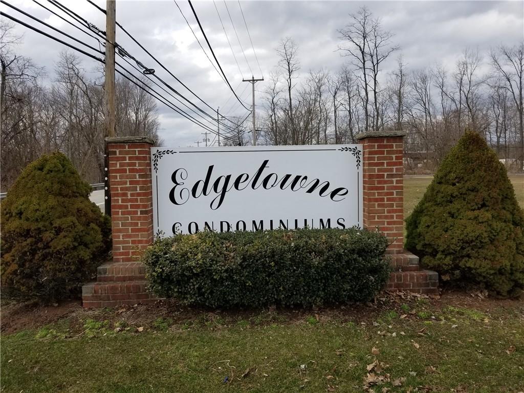 220 Coraopolis Road, Unit E12 Coraopolis, PA 15108 - Photo 2 of 17 Gallery Image 2