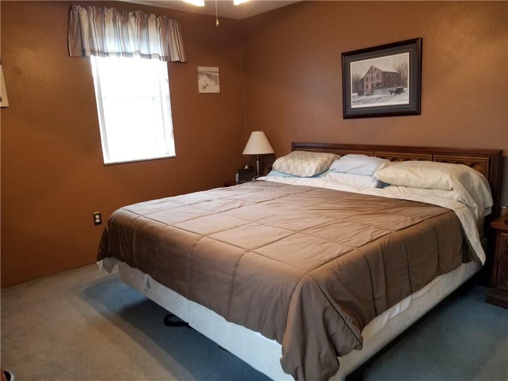 220 Coraopolis Road, Unit E12 Coraopolis, PA 15108 - Photo 15 of 17 Gallery Image 15