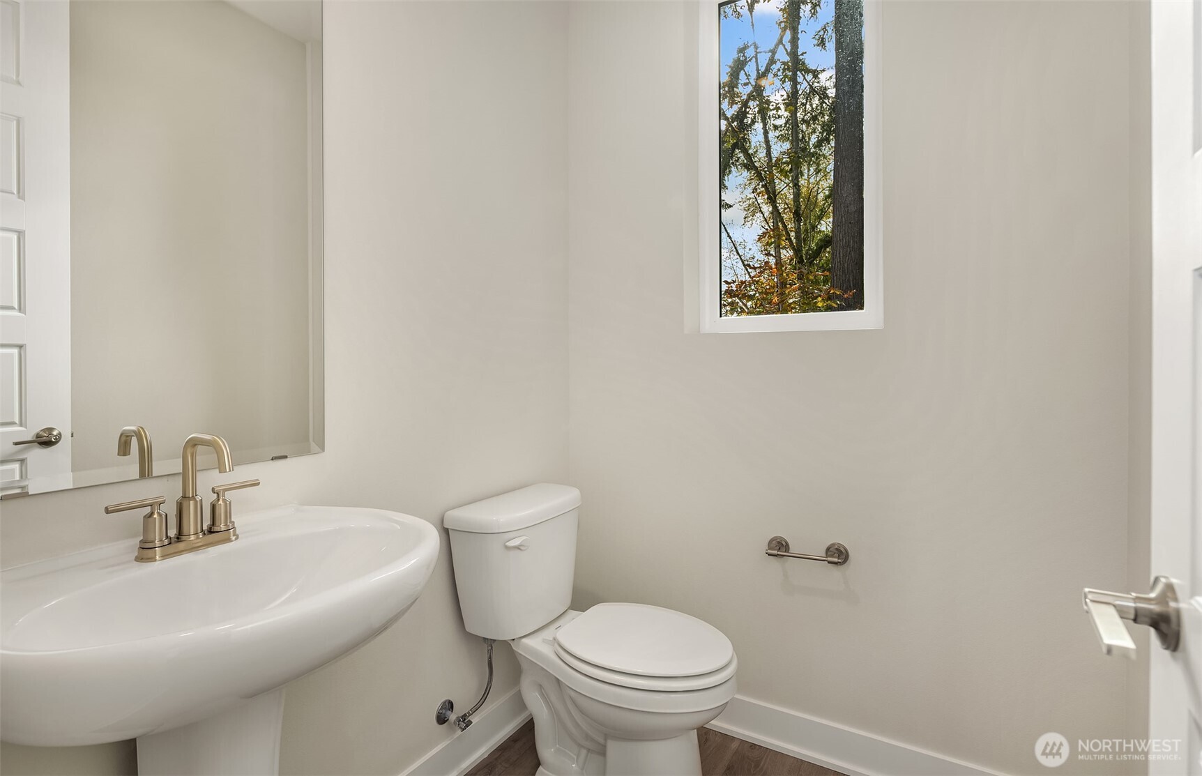 9016 Northeast 203rd Street, Unit B Bothell, WA 98011 - Photo 8 of 19