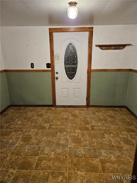 5082 Poplar Tree Road Wethersfield, NY 14024 - Photo 12 of 41 Main Door - newly painted