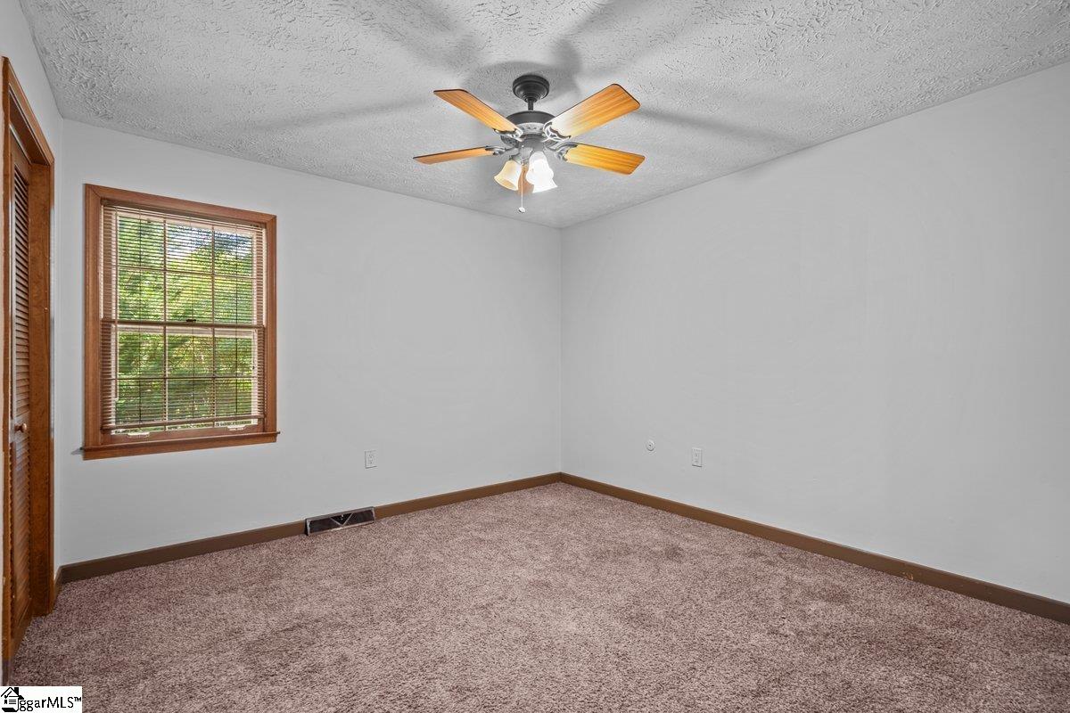 104 Brandon Court Simpsonville, SC 29681 - Photo 10 of 20
