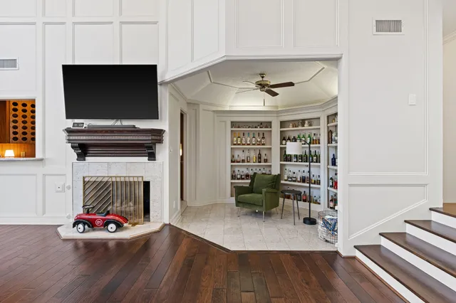 $795,000 | 9410 Windrush Drive, Spring, TX 77379