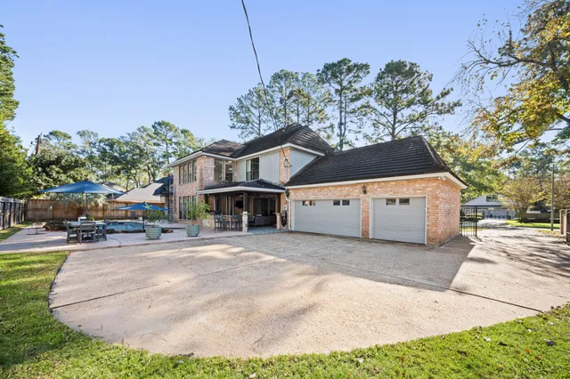 $795,000 | 9410 Windrush Drive, Spring, TX 77379