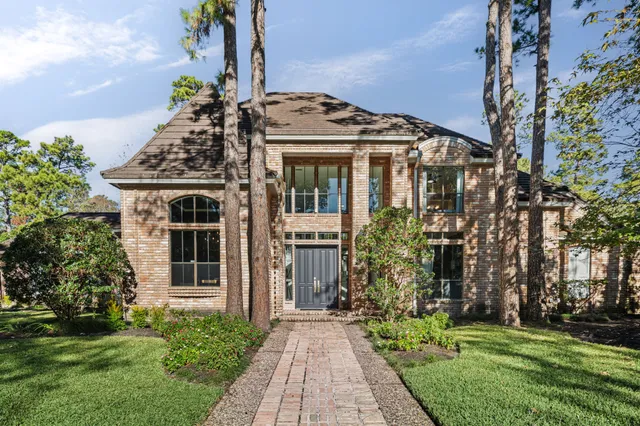 $795,000 | 9410 Windrush Drive, Spring, TX 77379