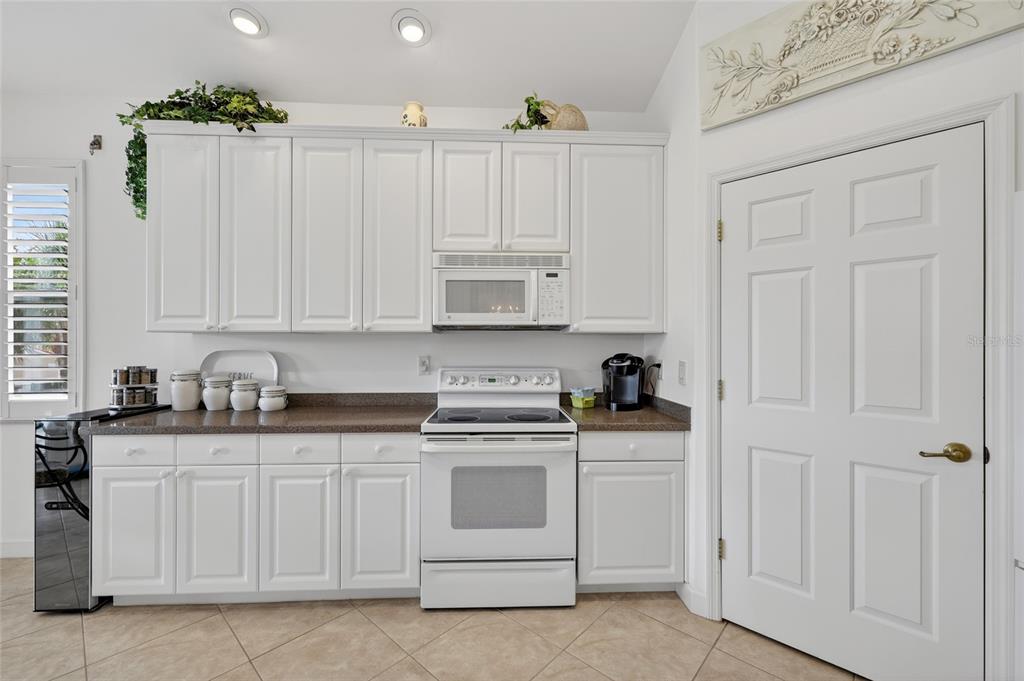3336 Sunset Key Circle, Unit D Punta Gorda, FL 33955 - Photo 18 of 57