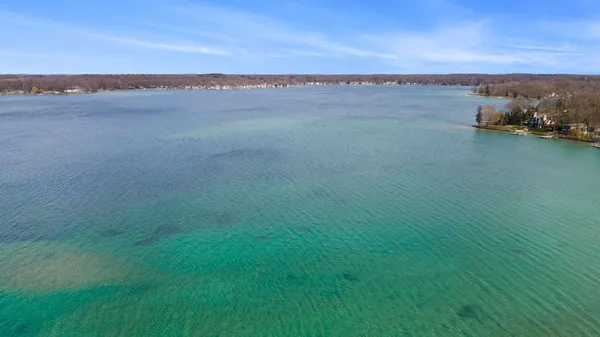 $2,295,000 | 2111 Idlewild Drive, Richland, MI 49083