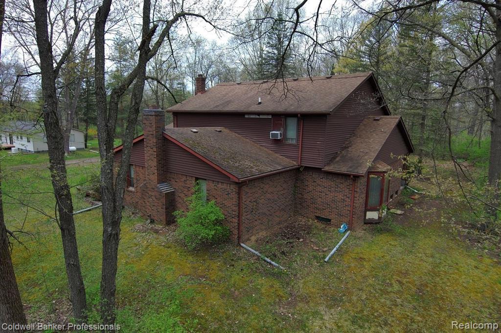 12520 Clyde Road Fenton, MI 48430 - Photo 29 of 36 Gallery Image 29