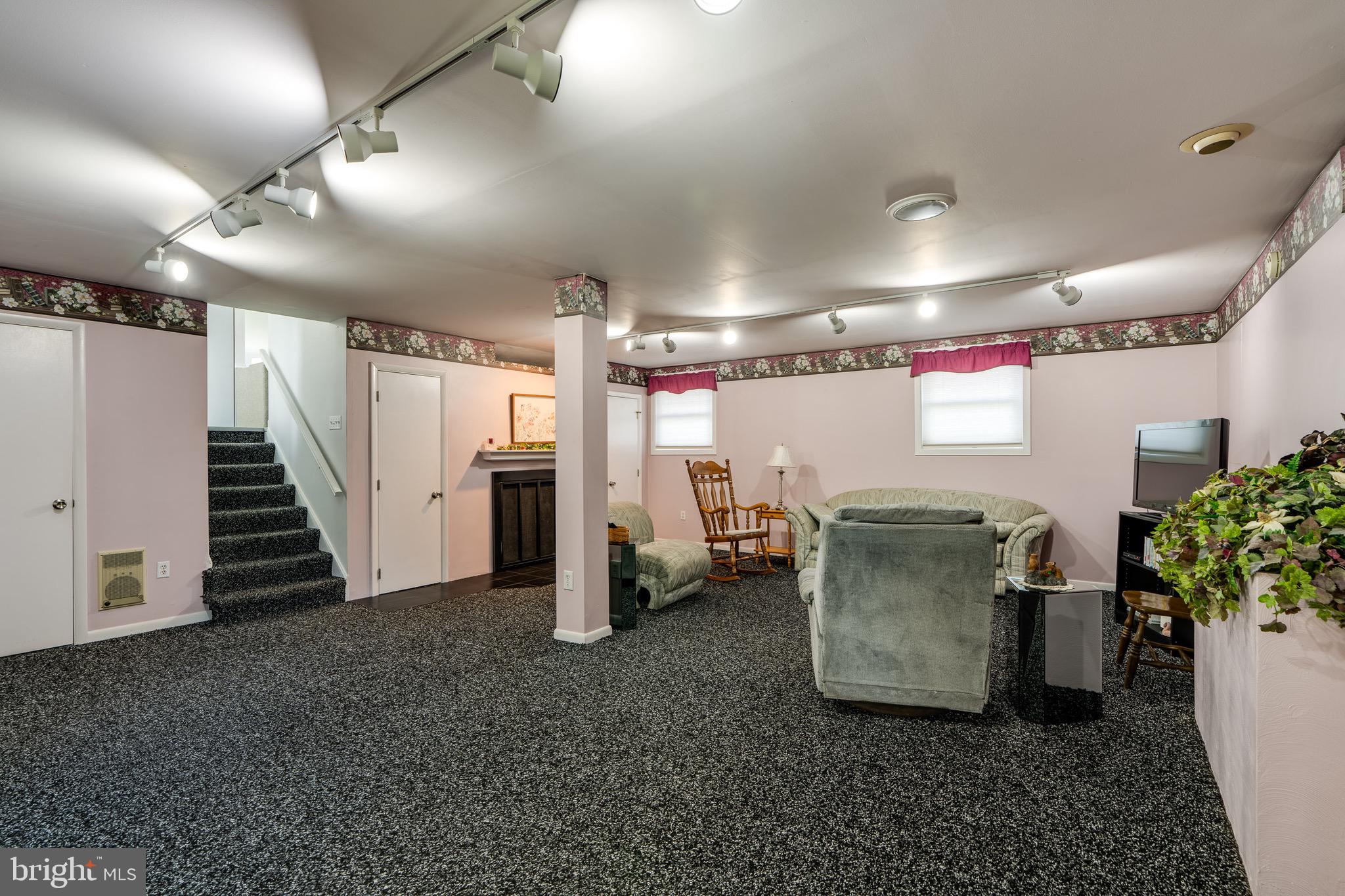 7987 Elizabethtown Road Elizabethtown, PA 17022 - Photo 26 of 53