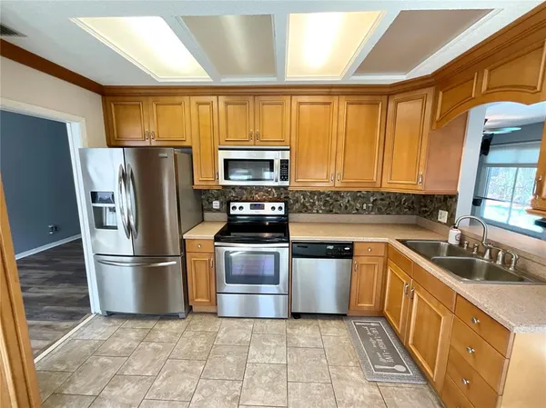 $3,450 | 2913 Longbrooke Way, Clearwater, FL 33760