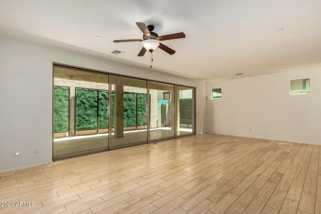 $2,975 | 4754 East Tierra Buena Lane, Phoenix, AZ 85032