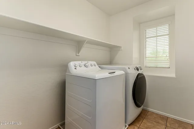 $2,975 | 4754 East Tierra Buena Lane, Phoenix, AZ 85032