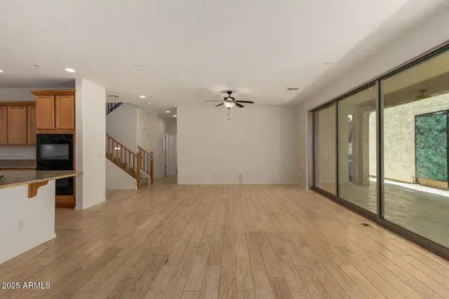 $2,975 | 4754 East Tierra Buena Lane, Phoenix, AZ 85032