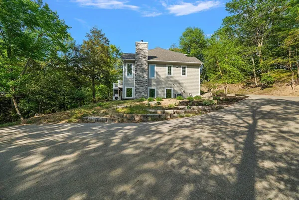 $2,599,000 | 690 Dunegrass Cir Drive, Saugatuck, MI 49453