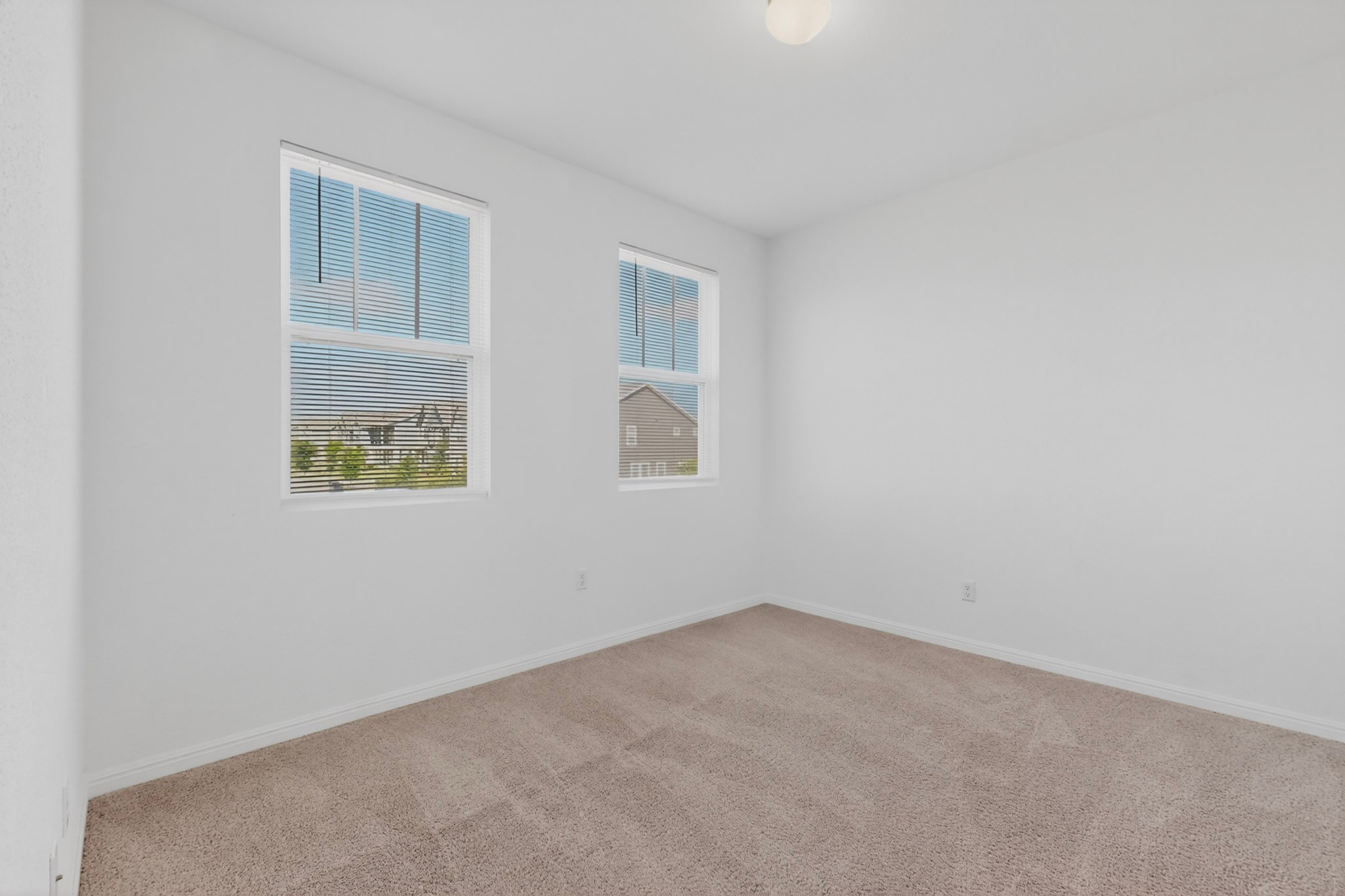 2524 Acoma Lane Leander, TX 78641 - Photo 16 of 27 an empty room with windows