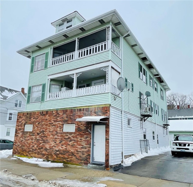 401 Willow Street Woonsocket, RI 02895 - Photo 2 of 14
