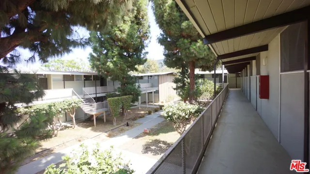 a view of a garden with flowers