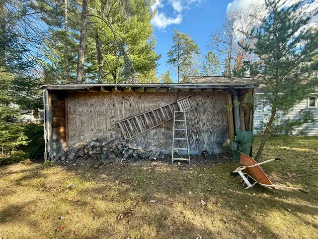 $142,000 | N11765 Deer Lake Road, Athelstane, WI 54104