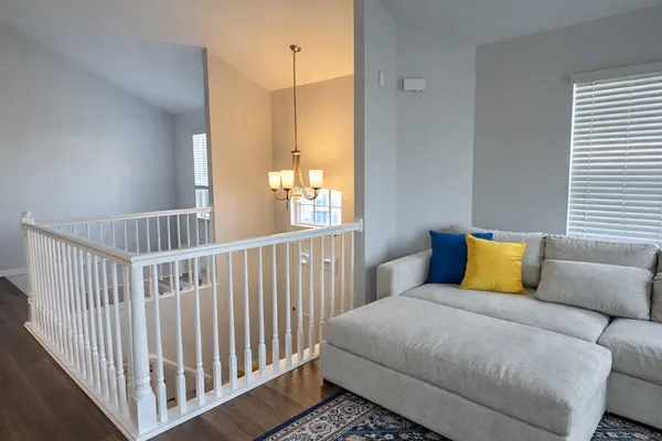 $3,600 | 121 Rosehall Drive, Lake Zurich, IL 60047