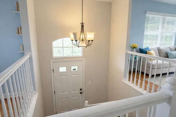 $3,600 | 121 Rosehall Drive, Lake Zurich, IL 60047