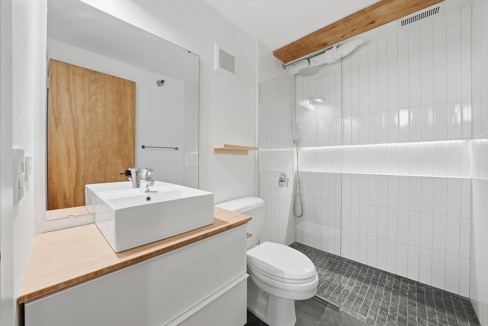 1727 South Indiana Avenue, Unit 422 Chicago, IL 60616 - Photo 12 of 32