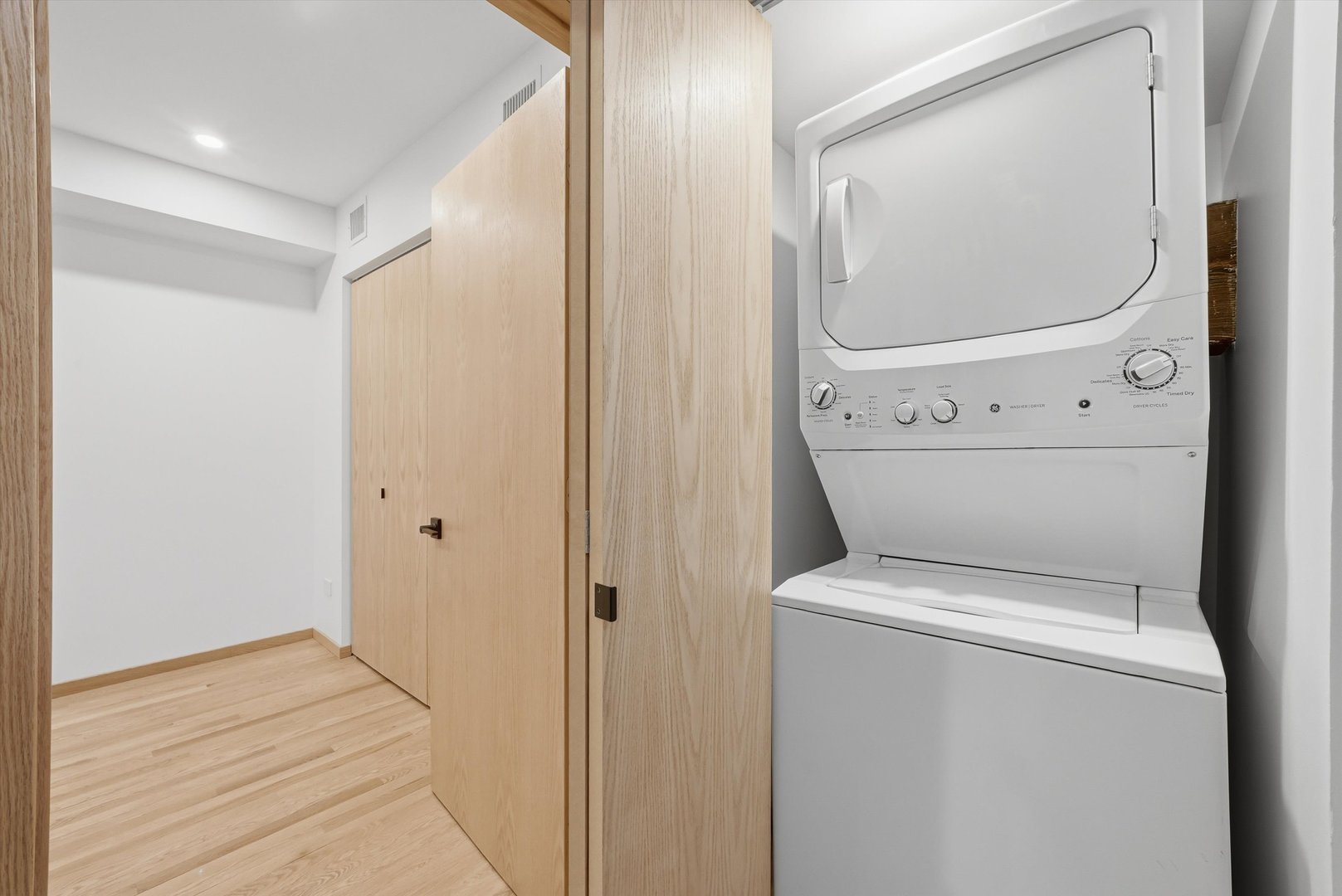 1727 South Indiana Avenue, Unit 422 Chicago, IL 60616 - Photo 13 of 32