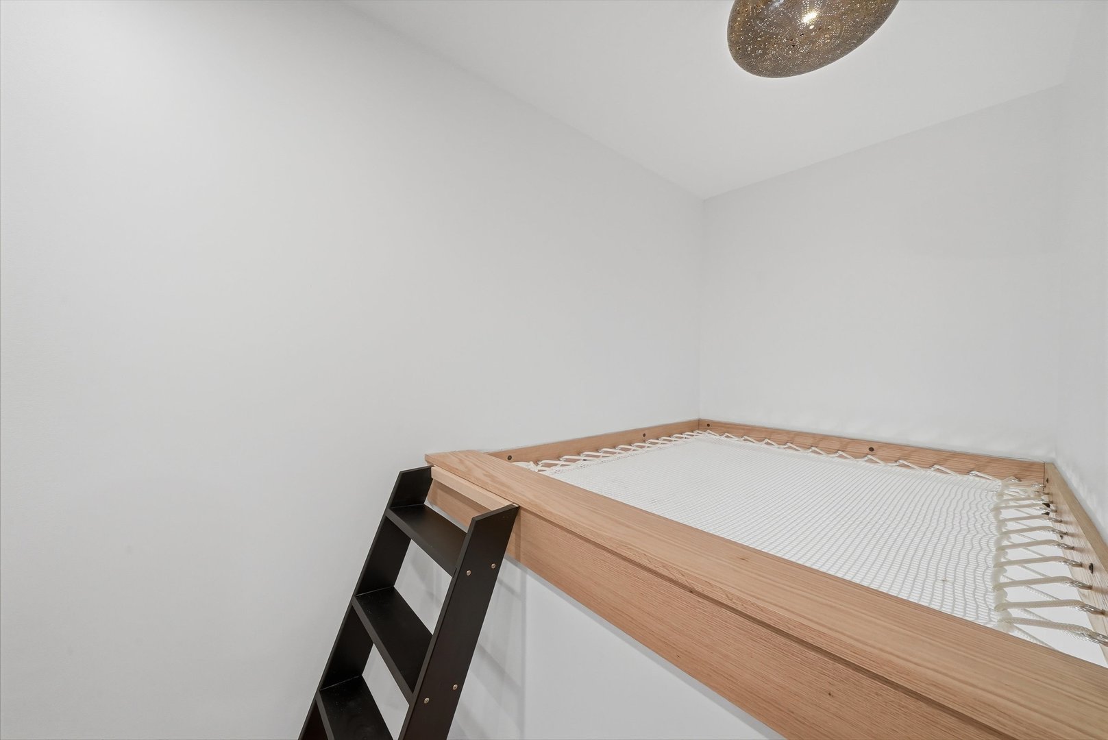 1727 South Indiana Avenue, Unit 422 Chicago, IL 60616 - Photo 15 of 32