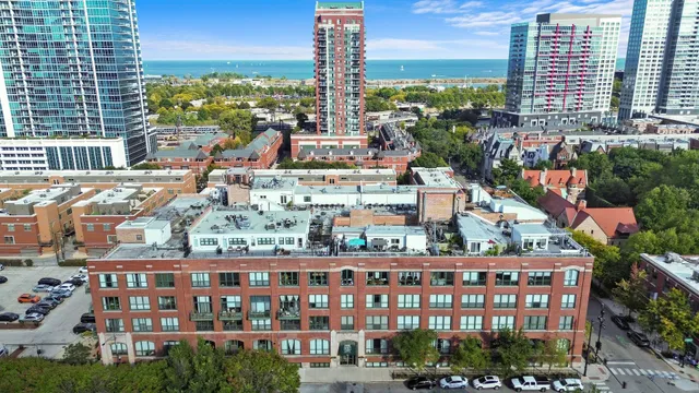 $3,850 | 1727 South Indiana Avenue, Unit 422, Chicago, IL 60616