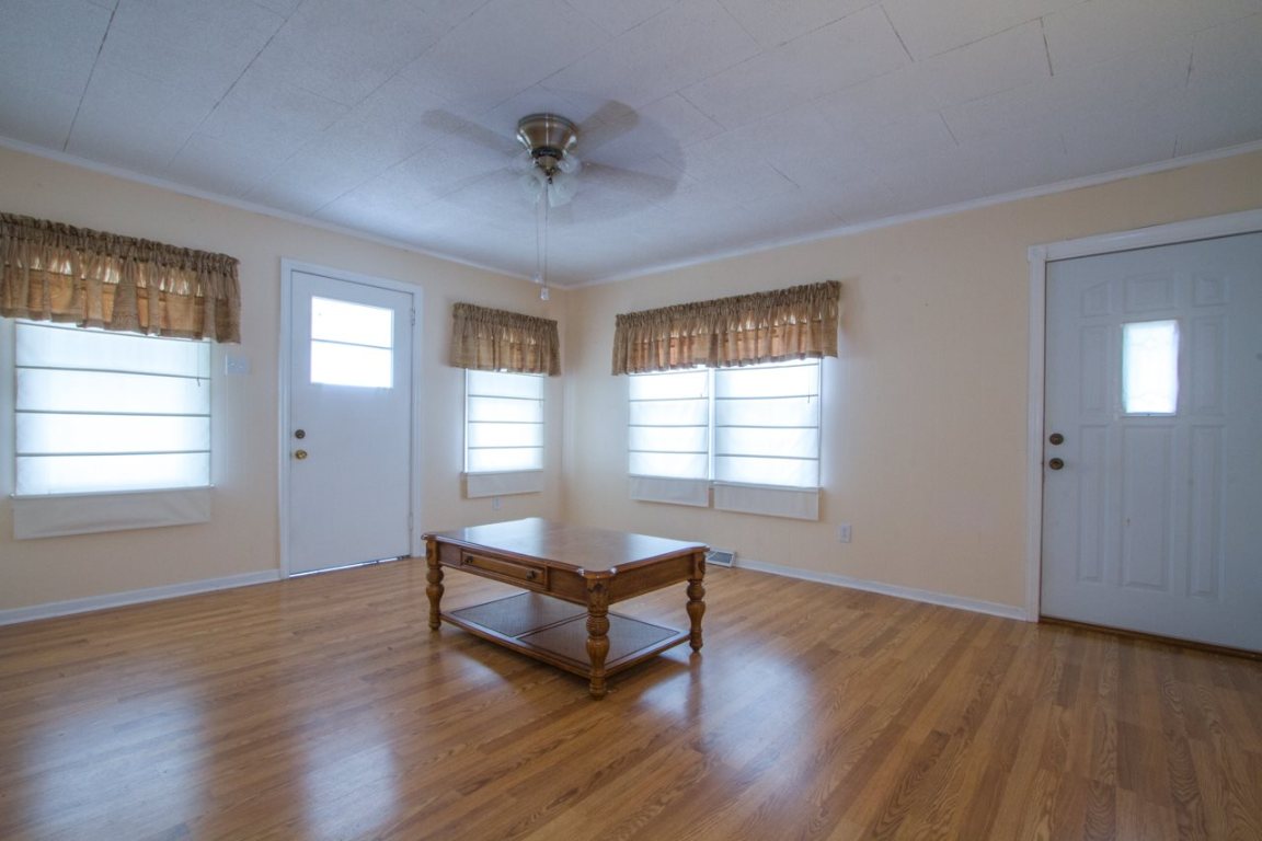 319 Simpson Road Anderson, SC 29621 - Photo 7 of 29