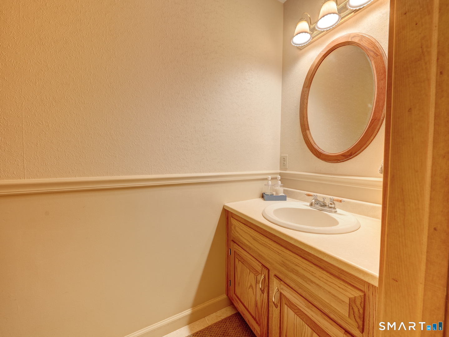 366 Ash Street, Unit 1 Windham, CT 06226 - Photo 18 of 38