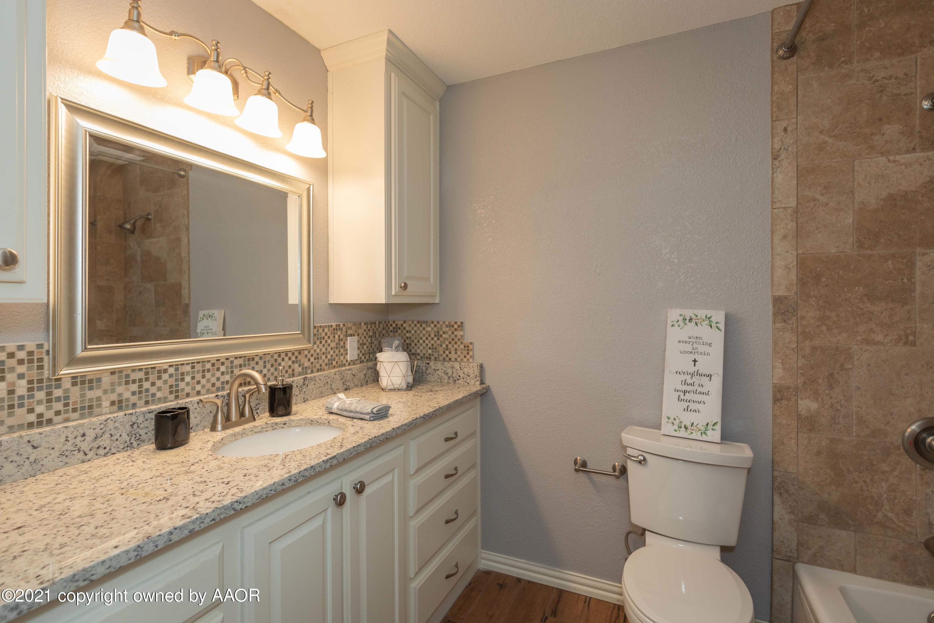3502 Concord Road Amarillo, TX 79109 - Photo 22 of 39 MASTER BATH VIEW 2 (2)