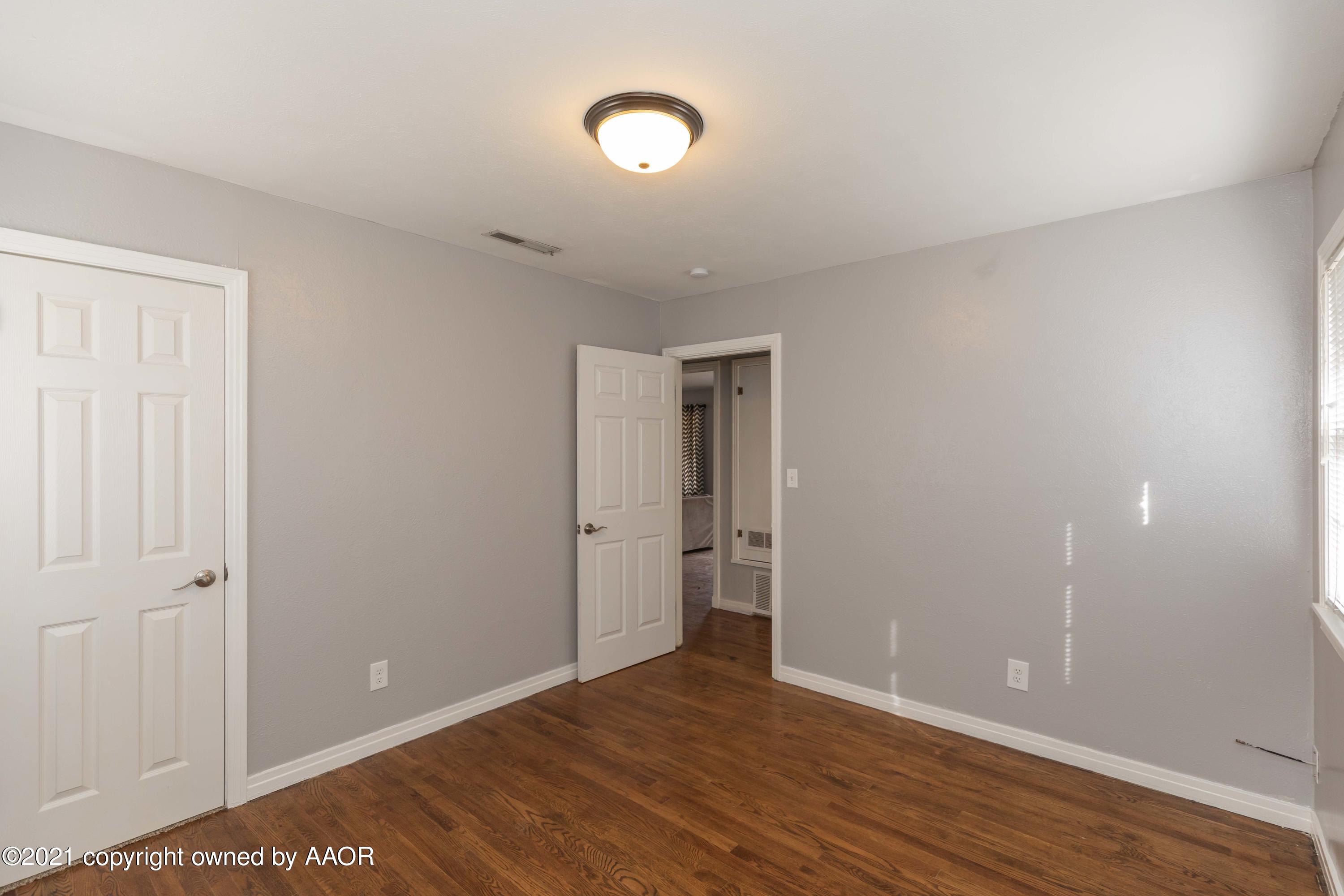 3502 Concord Road Amarillo, TX 79109 - Photo 29 of 39 BEDROOM 3 VIEW 3 (2)