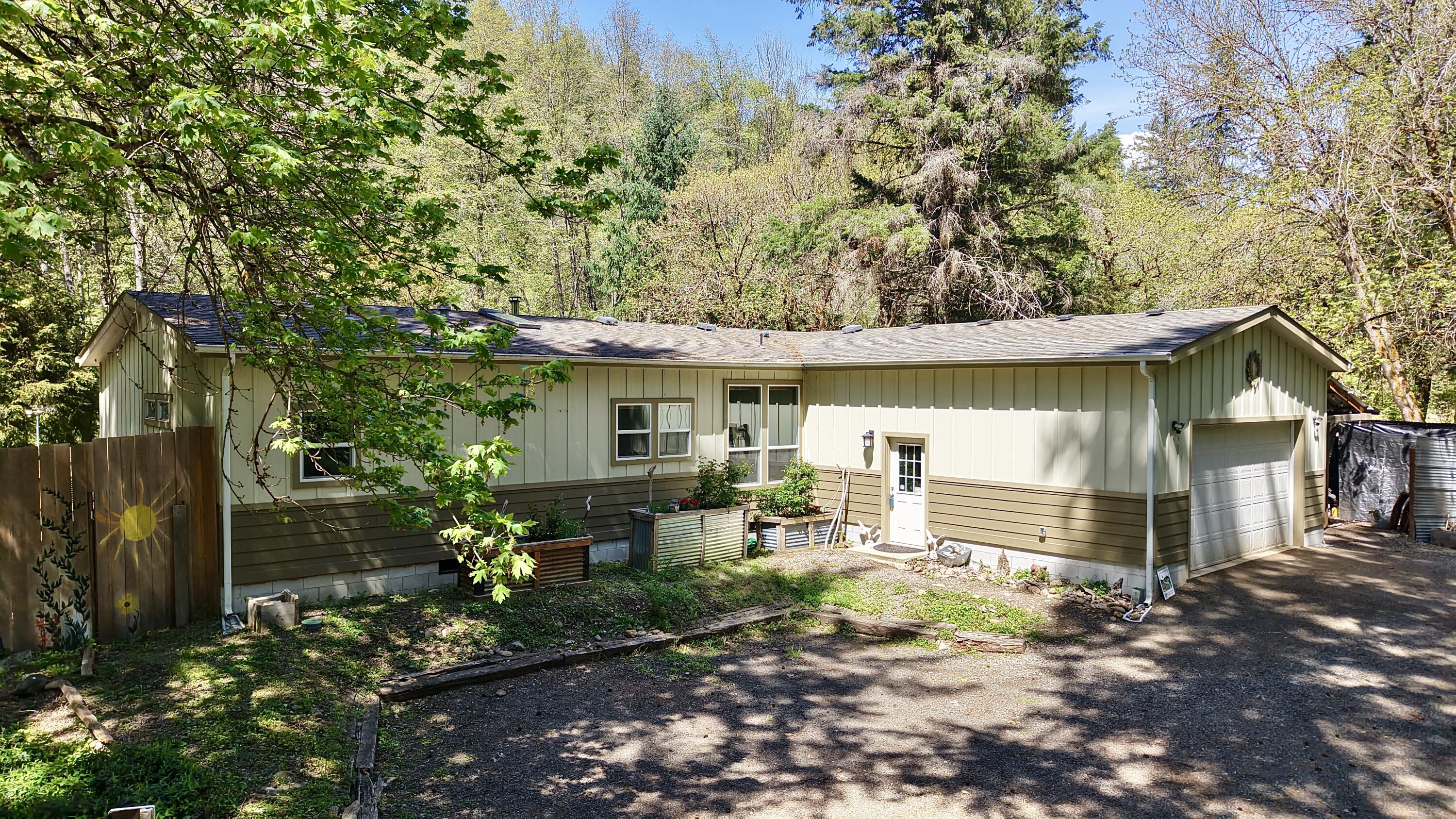 52 Dodes Creek Road Trail, OR 97541 - Photo 4 of 110 Front of Home