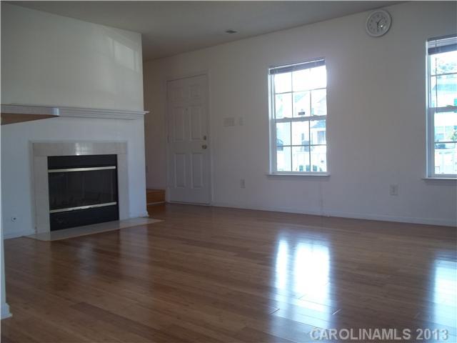 2015 Pimpernel Road Charlotte, NC 28213 - Photo 4 of 10