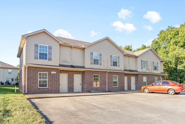 $975 | 310 Rowand Court, Unit C, Clarksville, TN 37042