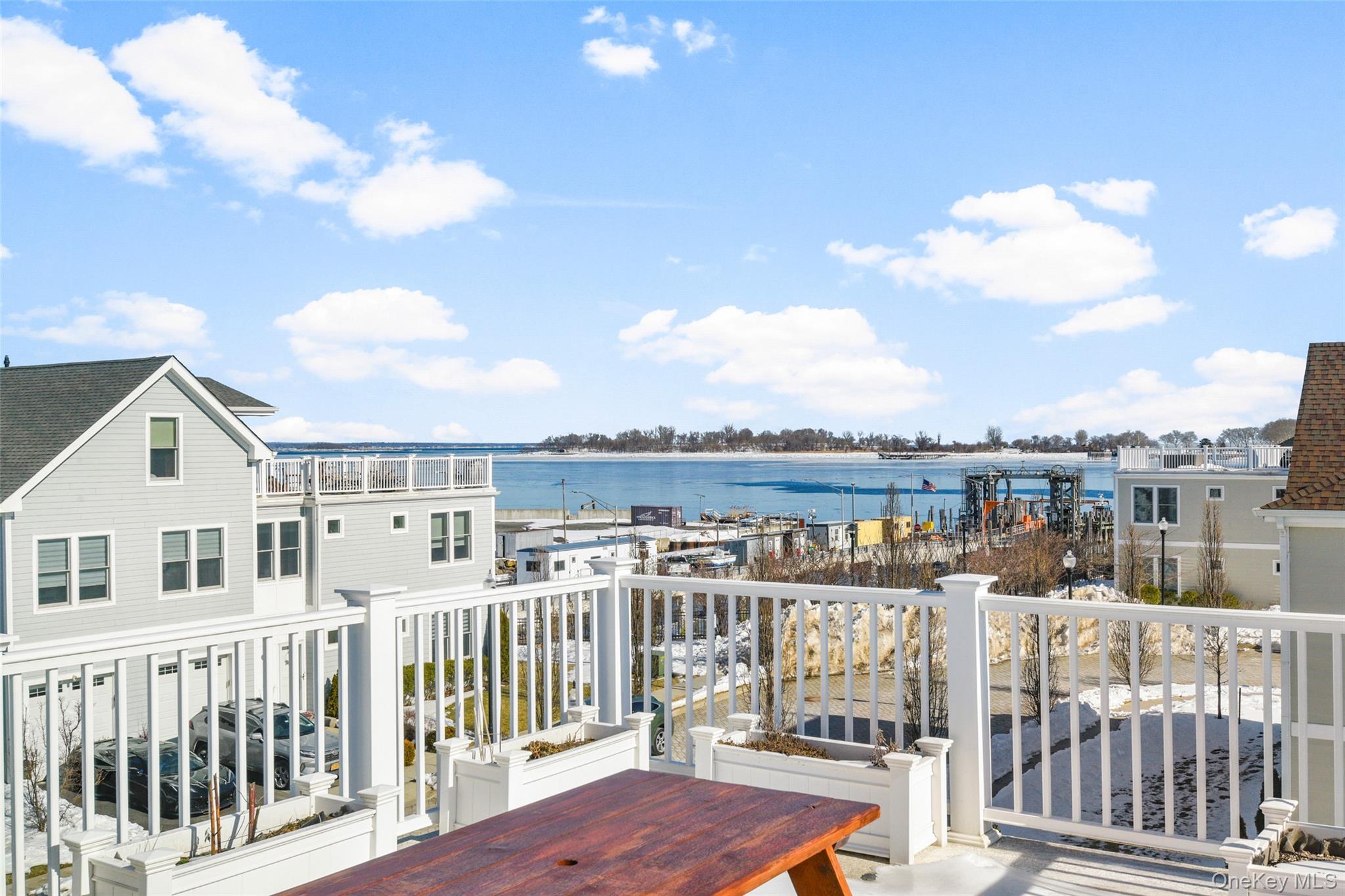 72 Island Point, Unit 72 Bronx, NY 10464 - Photo 34 of 40