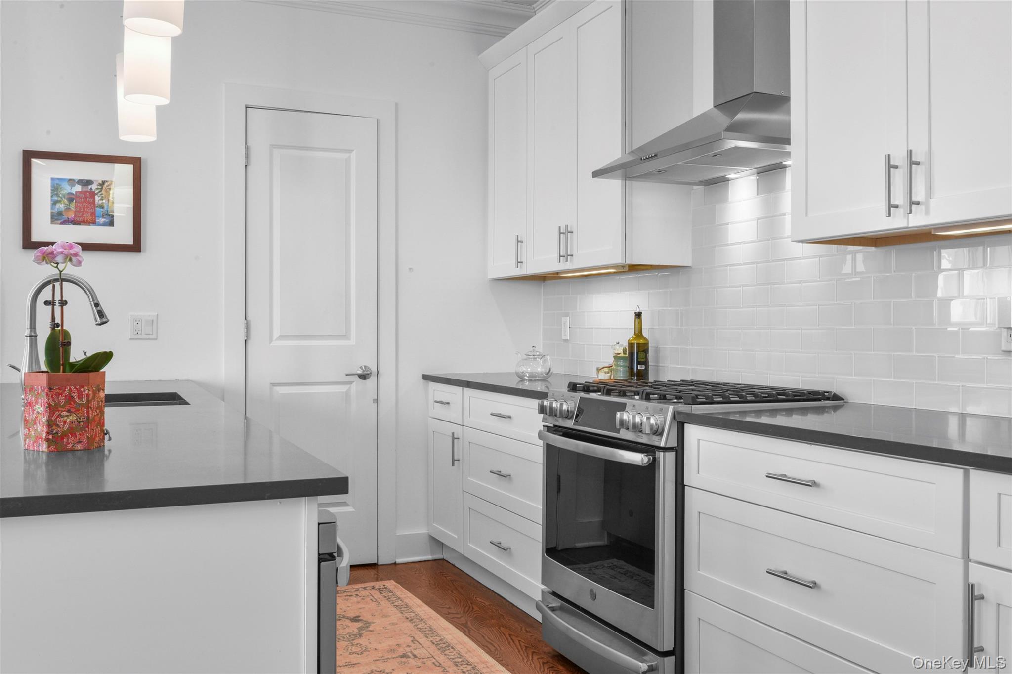 72 Island Point, Unit 72 Bronx, NY 10464 - Photo 9 of 40