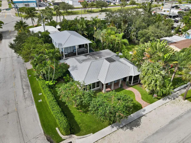 $13,000 | 137 South Oak Street, Lantana, FL 33462