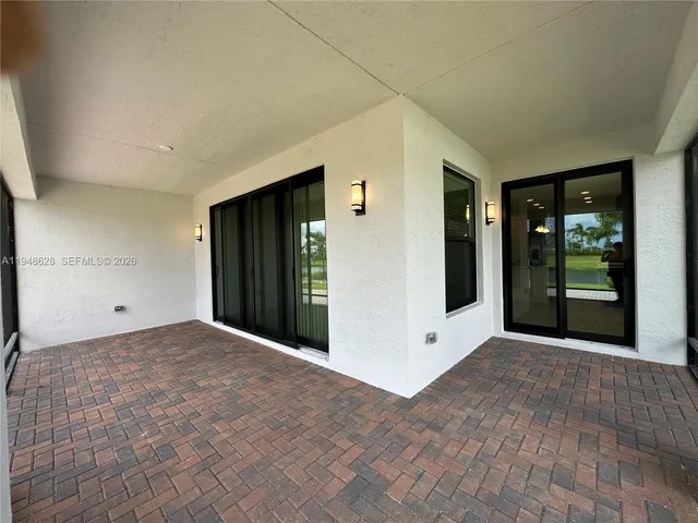 $3,950 | 10922 Southwest Meandering Mile Road, Unit 10922, Port St. Lucie, FL 34987