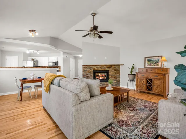 a bed room with a bed and a fireplace