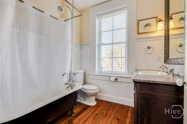 $2,750,000 | 118 East Gaston Street, Savannah, GA 31401