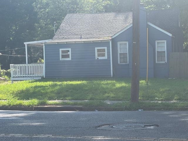 1688 Pendleton Street Memphis, TN 38114 - Photo 15 of 17 a view of a house with a yard