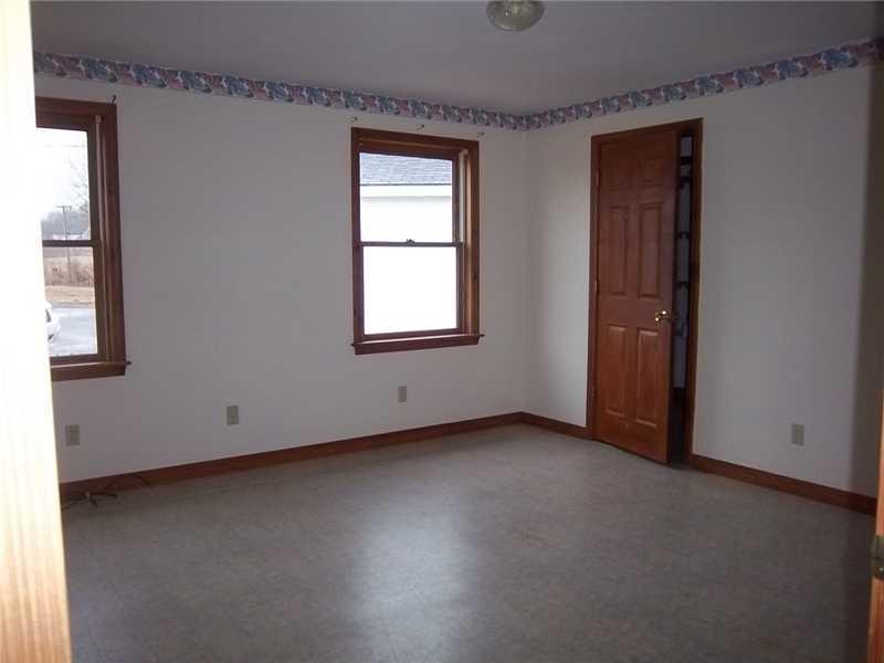 615 Stream Road Winterport, ME 04496 - Photo 12 of 16 Interior Space/Layout.